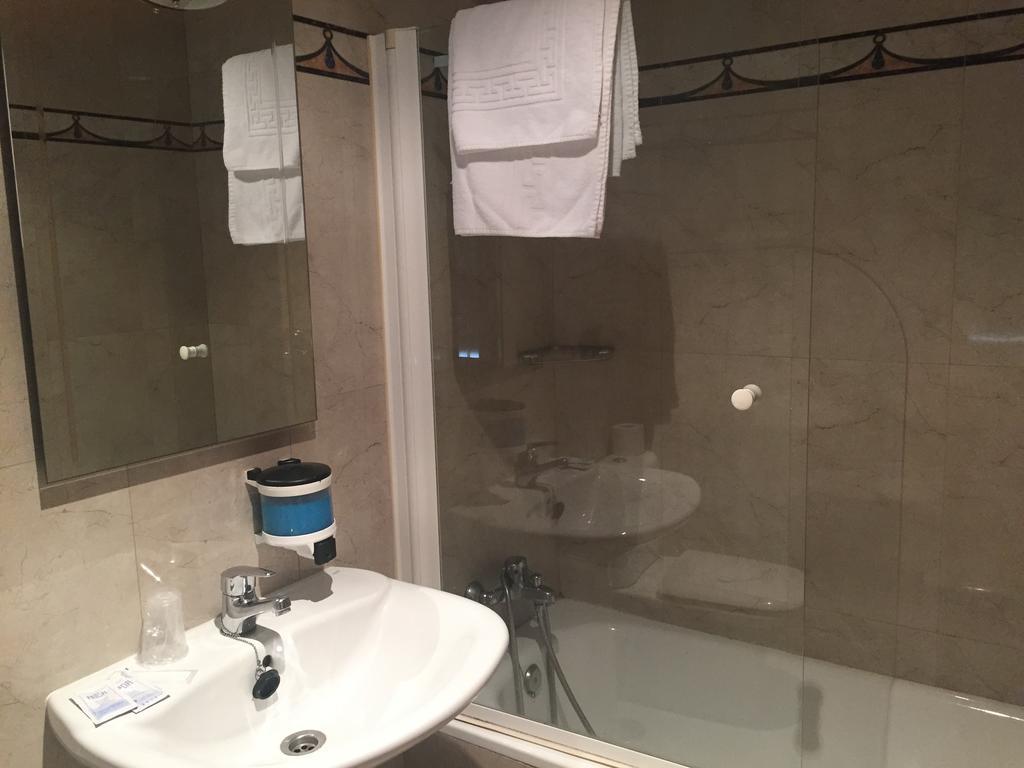 El Ancla Hotel Ponferrada Luaran gambar